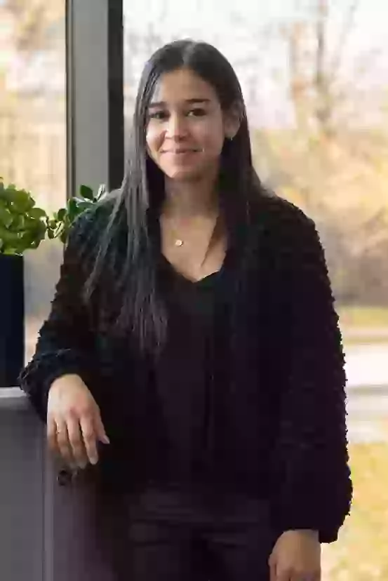 Inès